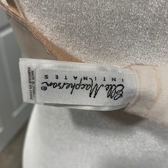 💎2 for $25💎 Elle Macpherson 36D Lace Peach Bra Intimates - Picture 4 of 9